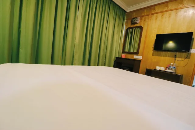 غرفة عائلية بسريرين كوين، Hotel Rose Crest Hill 5/9