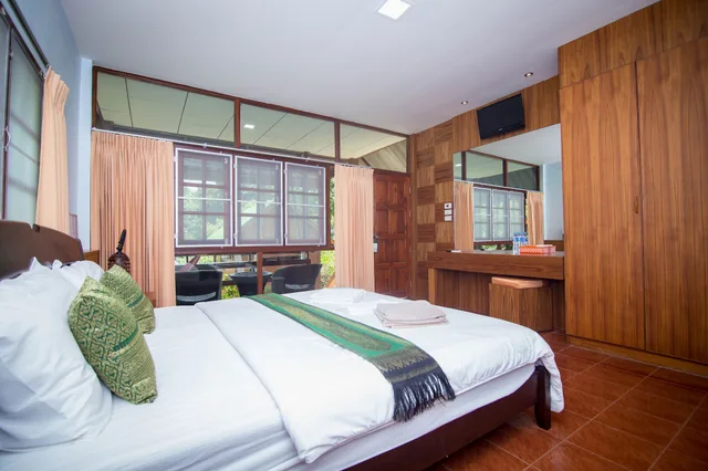 Deluxe, Double Bed, Garden View, Mountain Resort Koh Lipe 1/3
