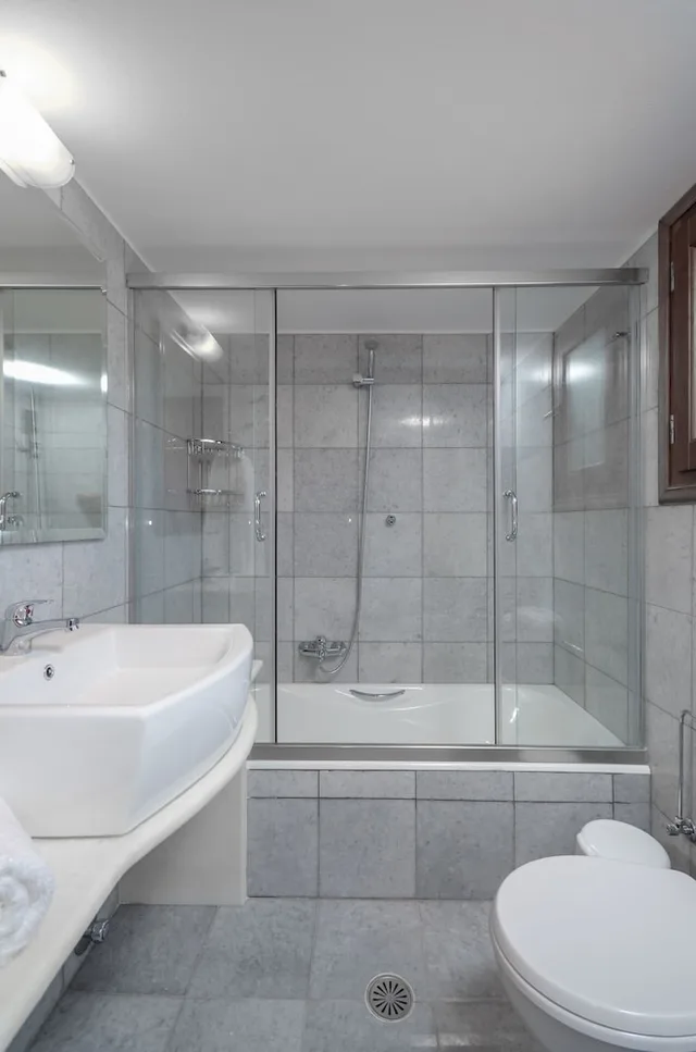 كوخ كومفورت بسريرين منفصلين وسريرين مزدوجين بـ3 غرف نوم مع أريكة، Naxos Cottage 5/5