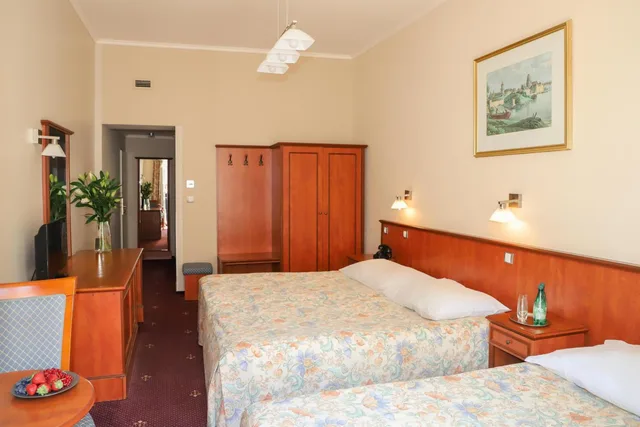غرفة ثلاثية بسرير فردي، Hotel Union 1/9