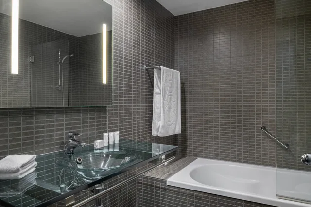 غرفة قياسية بثلاثة أسرّة، Ac Hotel Porto 3/3