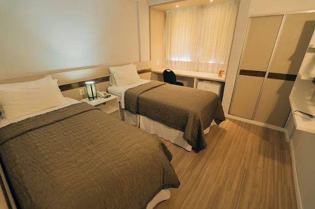 غرفة ديلوكس بسريرين منفصلين، Hotel Serrano 6/10
