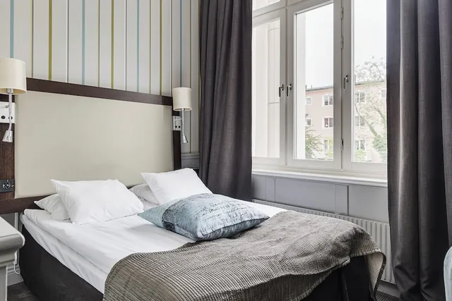 Compact, Double Bed، Home Hotel Post 3/10