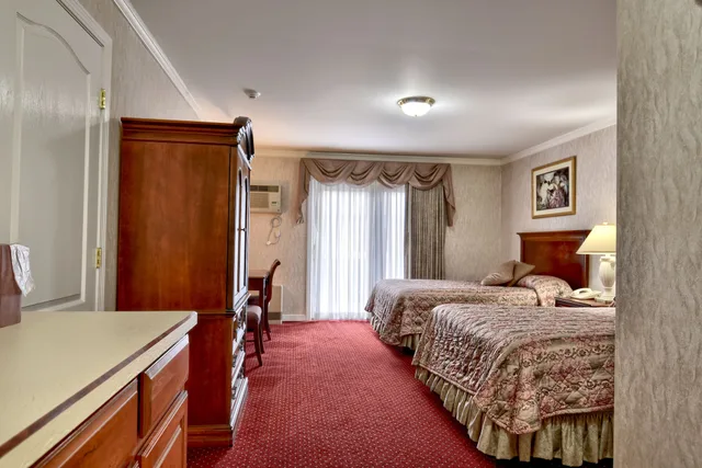 Valley, Deluxe, 2 Double Beds، Roosevelt Inn And Suites 1/8