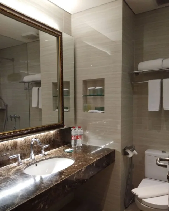 غرفة سوبيريور بسريرين منفصلين، Hotel Santika Bandung 7/8