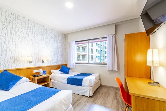 Standard, Double Bed, Hotel Atlantico 1/4