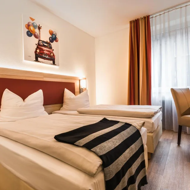 غرفة قياسية بسرير مزدوج، Hotel Am Stadtpark Hilden 7/10