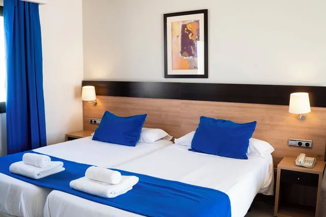 غرفة كلاسيكية مفردة بسريرين منفصلين، Hotel Pocillos Playa 3/7