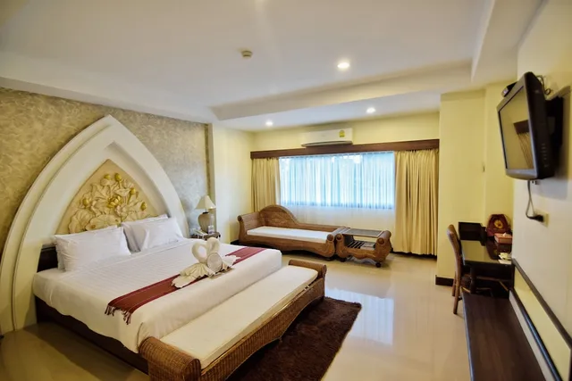 غرفة ديلوكس بسرير كينج، Phanomrung Puri Boutique Hotels And Resorts 2/4