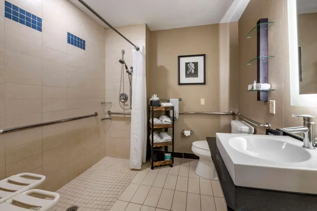 جناح بسرير كوين، Cambria Hotel Ft Lauderdale Airport South Cruise Port 2/3