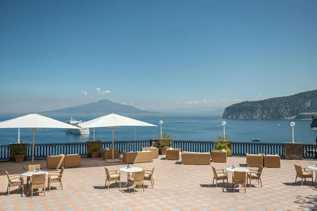 Junior Suite, Grand Hotel Europa Palace 3/3