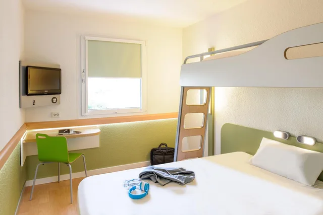 غرفة بسرير مزدوج، Ibis Budget Berlin City Potsdamer Platz 6/10