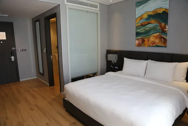 غرفة كلاسيكية بسرير كوين، Premier Pearl Hotel Vung Tau 1/2