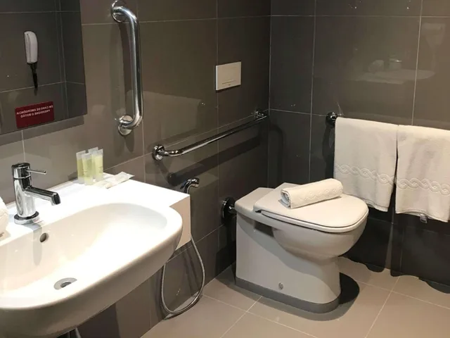 غرفة سوبيريور بسرير كوين لذوي الإعاقة، Novotel Curitiba Batel Hotel 5/8