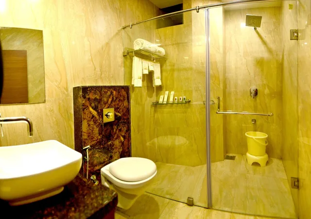 جناح عائلي، Regenta Inn The Dwarika 3/3