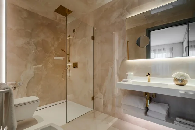 Classic, Double Bed, Lateral Side Sea View، The Promenade Luxury Wellness Hotel 4/7