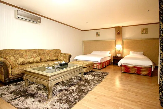 غرفة سوبيريور بسريرين منفصلين، Olympic Hotel 6/9