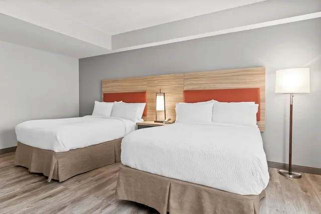 جناح استوديو بسريرين مزدوجين لذوي الإعاقة، Candlewood Suites Hazleton 2/2