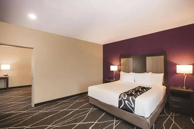 جناح عائلي بسرير كينج، La Quinta Inn Ste By Wyndham Dallas Ne Arboretum 1/3