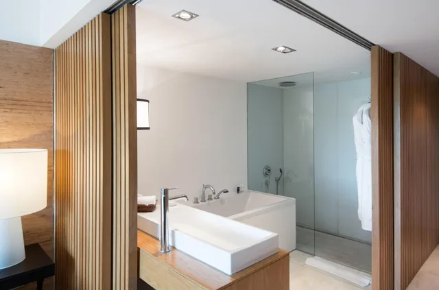 Signature, King Bed, Balcony, Pool Access، Victoria Golf Resort and Spa Managed by Accor 3/4