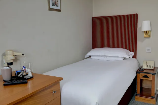 غرفة مفردة بسرير فردي، The Hillcrest Hotel Sure Hotel Collection By Best Western 2/3