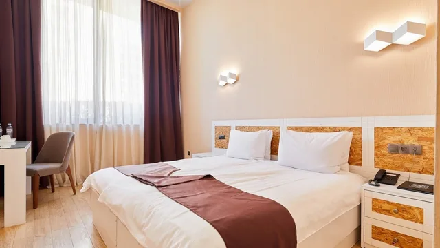 غرفة اقتصادية بسريرين منفصلين، Iveria Inn Tbilisi 1/8