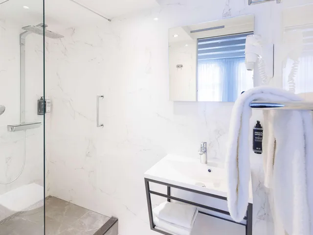 غرفة قياسية بسرير مزدوج، ibis Styles Amsterdam Central Station 7/8