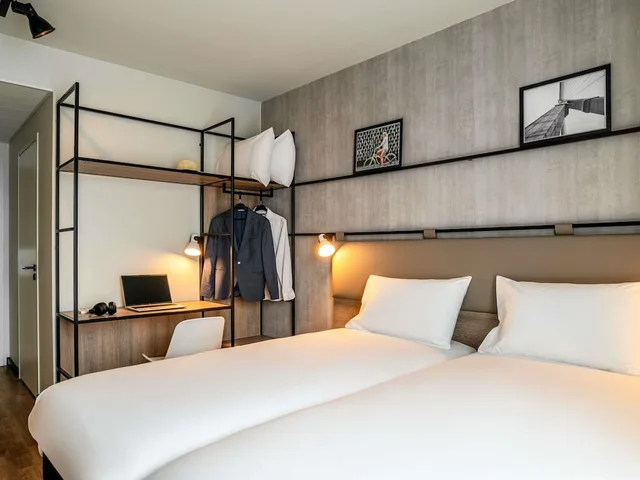 غرفة قياسية بسريرين منفصلين، Ibis Bordeaux Nord Carbon Blanc 1/6