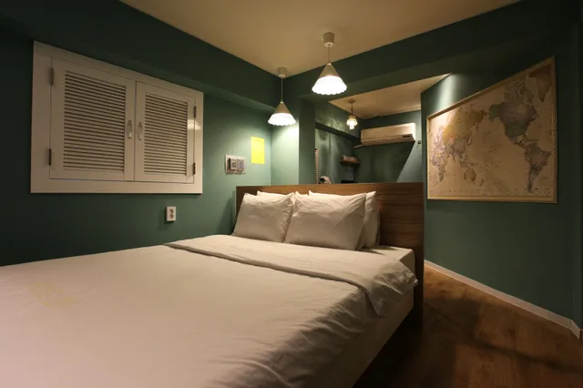 Standard, Queen Bed, Zip Hotel 3/5