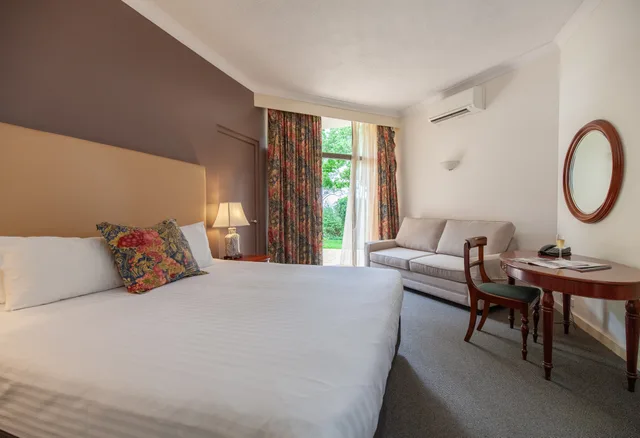 Studio, Mercure Hunter Valley Gardens 1/10