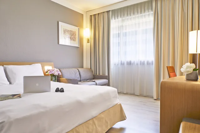 غرفة سوبيريور بسرير كينج، Living Place Hotel 2/5