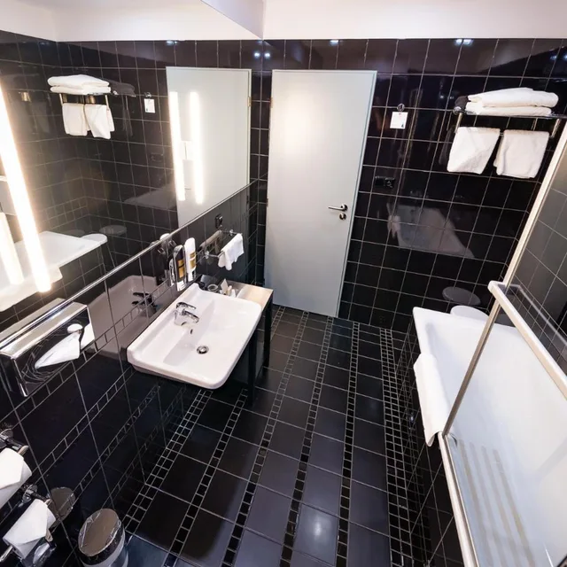 جناح غراند بسرير كينج، Grandium Hotel Prague 7/8