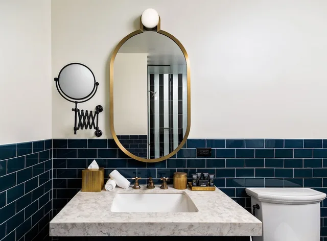 Silver, 2 Queen Beds، Dream Nashville 4/5