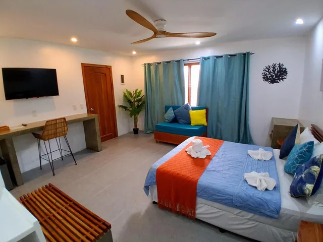 bungalow, Quo Vadis Dive Resort 1/10