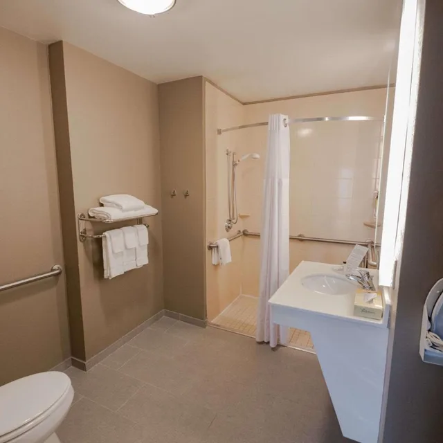جناح بسريرين مزدوجين وسرير كينج بغرفتي نوم، Sonesta Es Suites Baton Rouge University At Southgate 7/10