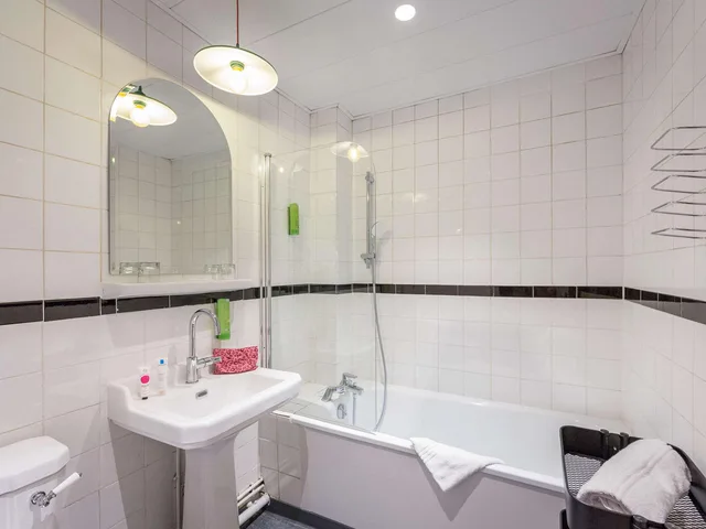 Pop, Twin Beds، greet Hotel Marseille Centre Saint Charles 6/7