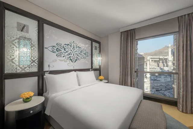 Room, King Bed, Partial Haram View, Rotana Jabal Omar Makkah 1/3