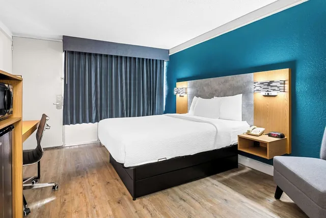 غرفة قياسية بسرير كوين، Quality Inn Slidell I-10 3/4