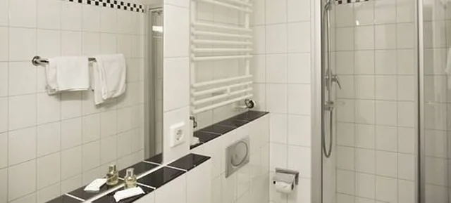 غرفة كومفورت بسرير مزدوج، Cityhotel Monopol 2/2