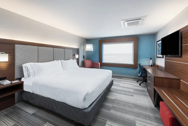 غرفة قياسية بسرير كينج لذوي الإعاقة، Holiday Inn Express And Suites West Plains Southwest 3/4