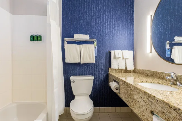 جناح لذوي الإعاقة، Fairfield Inn Suites Rancho Cordova 3/3