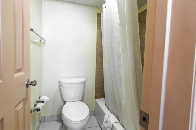 غرفة بسريرين مزدوجين للمدخنين، Econo Lodge At Six Flags 1/2