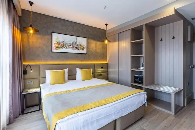 جناح عائلي بسريرين منفصلين وسرير كينج بغرفتي نوم مع أريكة في الملحق، Hotel Seraglio 7/10