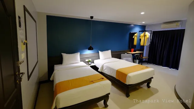 غرفة قياسية بسريرين منفصلين، Tharapark View Hotel 1/3