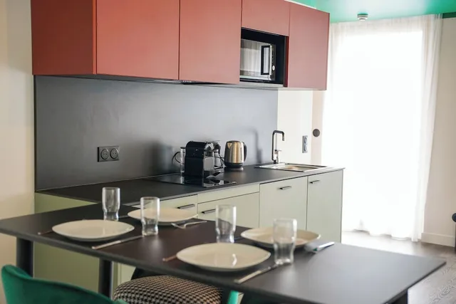 Apartment, 1 Queen and 3 Single Beds, All Suites Appart & Hotel Paris 13 Porte d'Italie 5/5