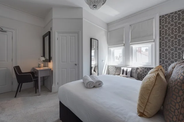غرفة تنفيذية بسرير كينج، Stattons Boutique Hotel 1/10