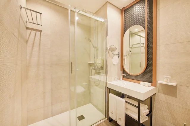 Standard, Double Bed, City View, Hotel Moon And Sun Braga 4/4