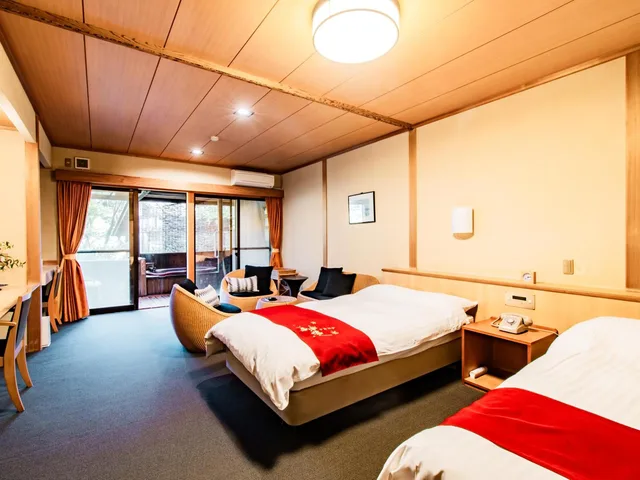 Western, Twin Beds, Outdoor Bath، Hotel Seiryuso 2/2