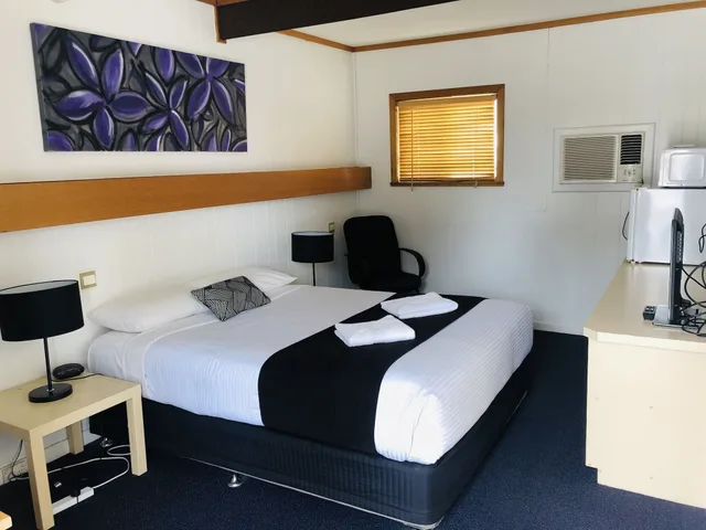 غرفة قياسية بسرير كوين بغرفة نوم واحدة، Horsham Motel 1/4