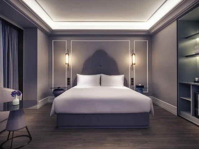 غرفة قياسية بسرير كينج، Mercure Shanghai Hongqiao Soho 2/3